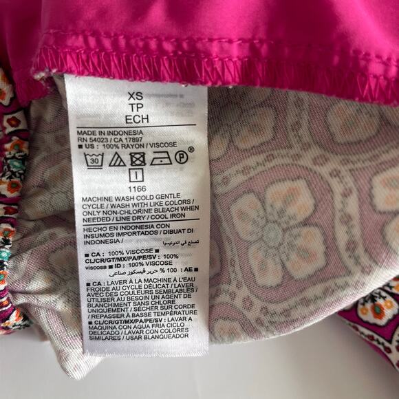 Old Navy High - Rise Playa Purple Geometric Patterned Shorts - Size XS - Picture 7 of 7